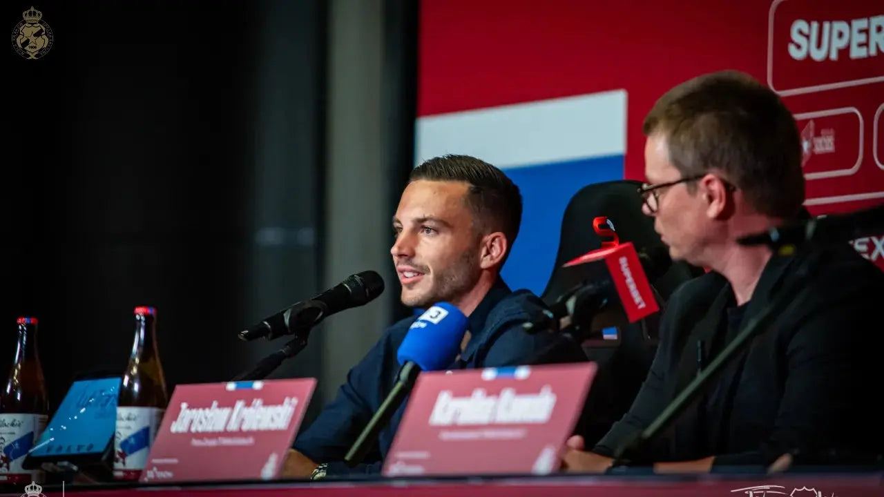 Zdjęcie: Konferencja prasowa z Jarosławem Królewskim i z Ángelem Rodado