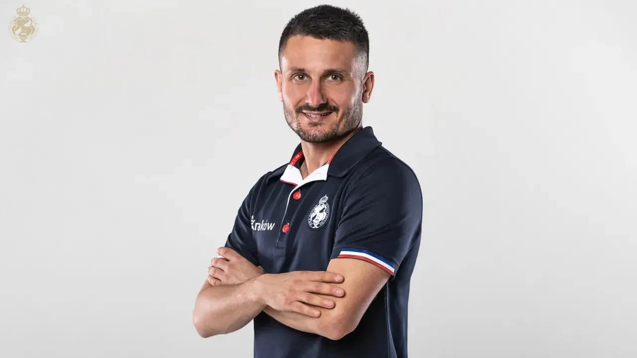 Zdjęcie: Trener Moszumański odchodzi z drużyny Wisły Kraków Amp Futbolu