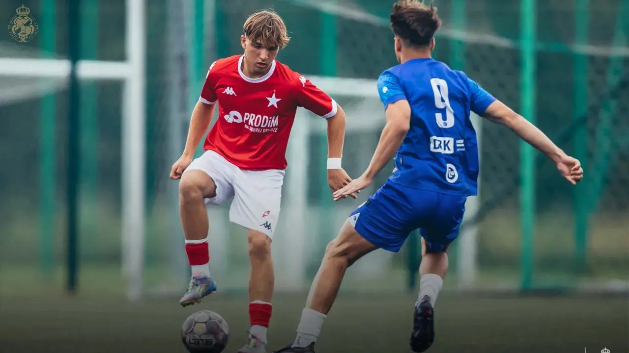 Zdjęcie: CLJ w akcji! Co czeka drużyny U-19, U-17 i U-15 Wisły Kraków w ten weekend?
