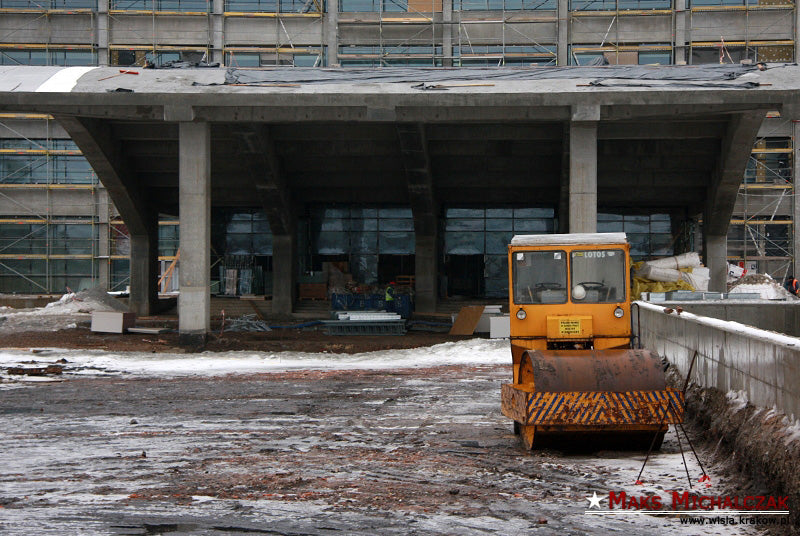 Oszklone wejście — archiwum Wisły Kraków
