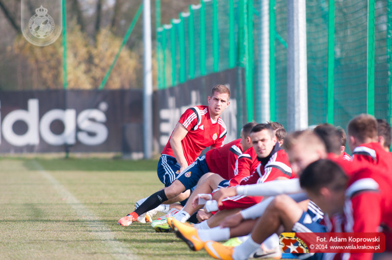 Poranna siatkonoga — archiwum Wisły Kraków