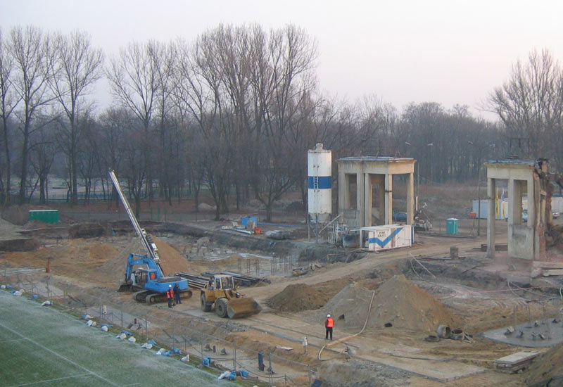 Burzenie wież południowych — archiwum Wisły Kraków