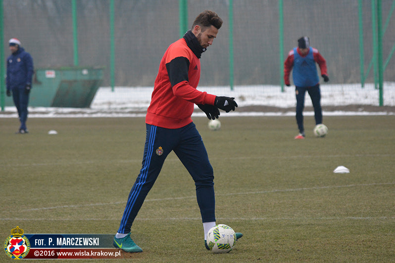 Szybki pass na raz — archiwum Wisły Kraków