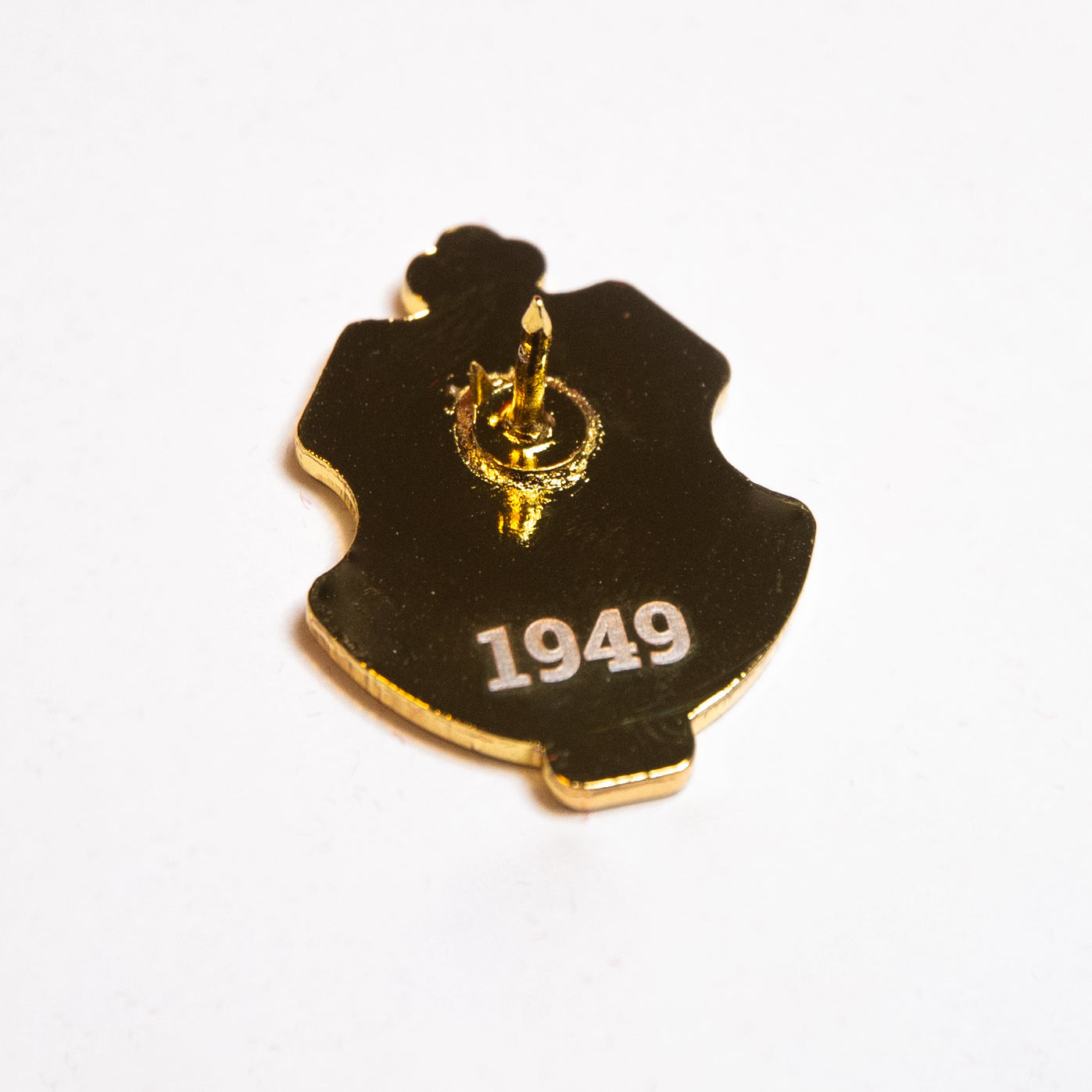 Licytacja: Odznaka Jubileuszowa z diamentem nr 1949 - TS Wisła Kraków 1906 - Przestrzeń Białej Gwiazdy