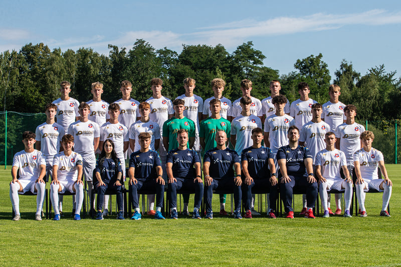 U19