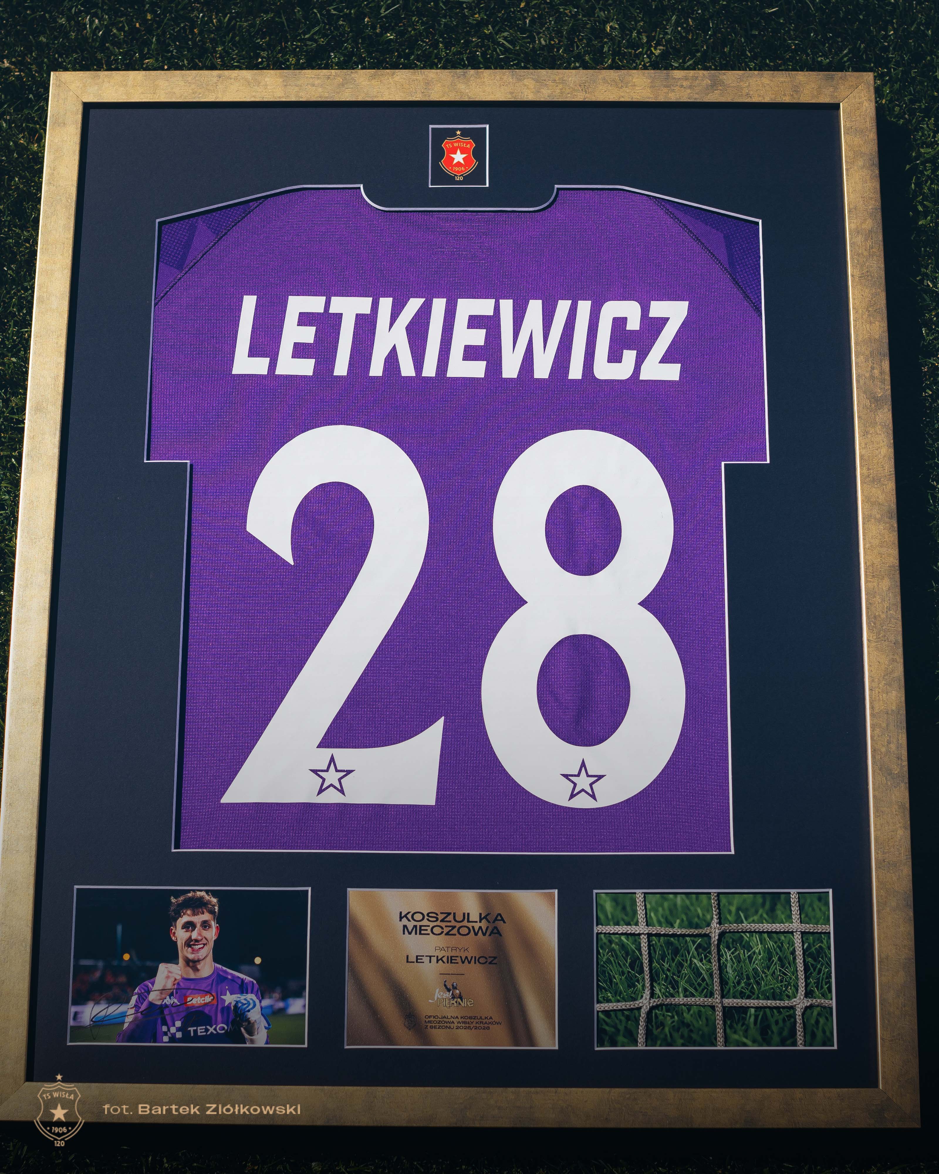 Licytacja: Rama kolekcjonerska – Patryk Letkiewicz #28 | Wisła Kraków - Official FanShop - TS Wisła Kraków SA
