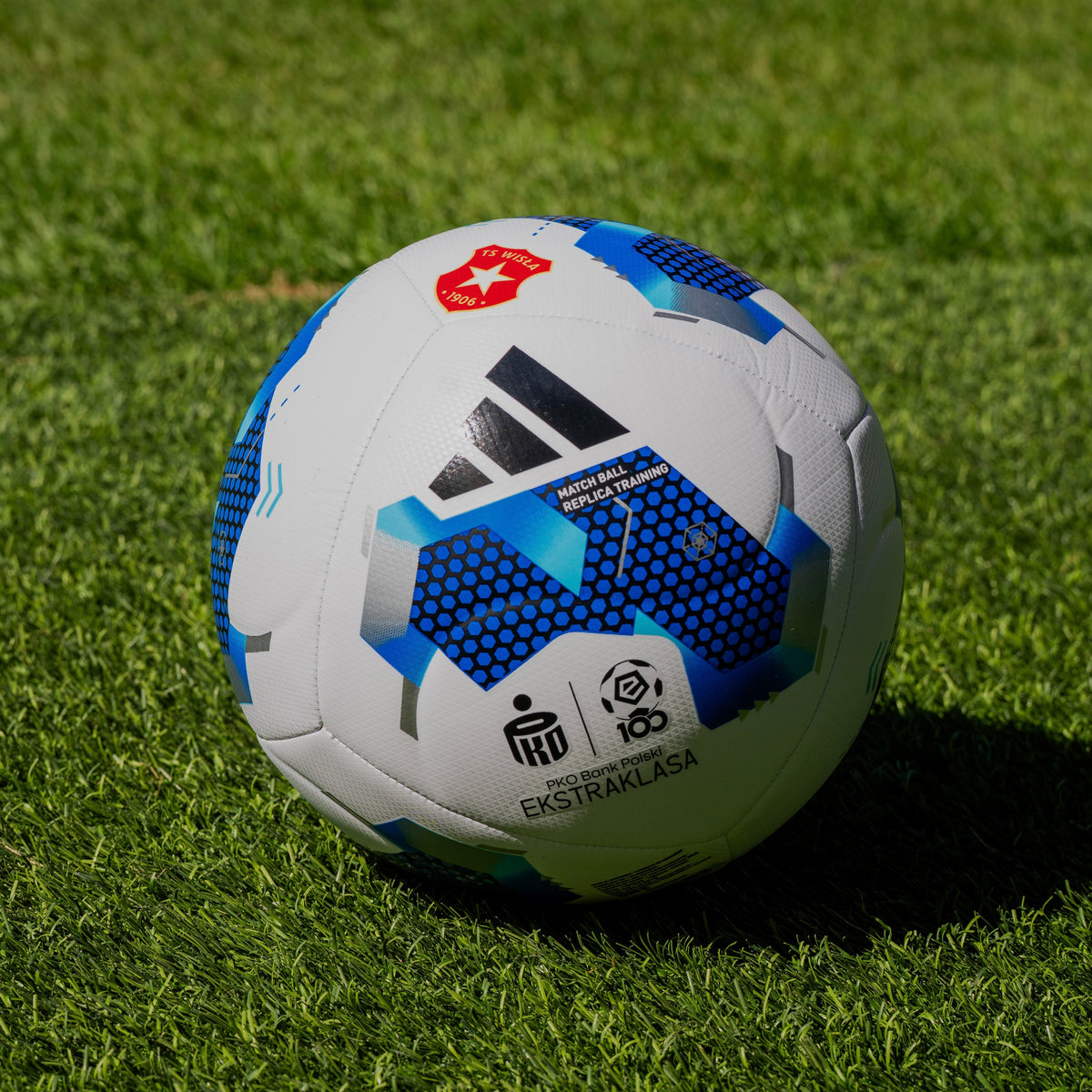Piłka Adidas replica v26/27 - rozmiar 5 - TS Wisła Kraków 1906 - Przestrzeń Białej Gwiazdy