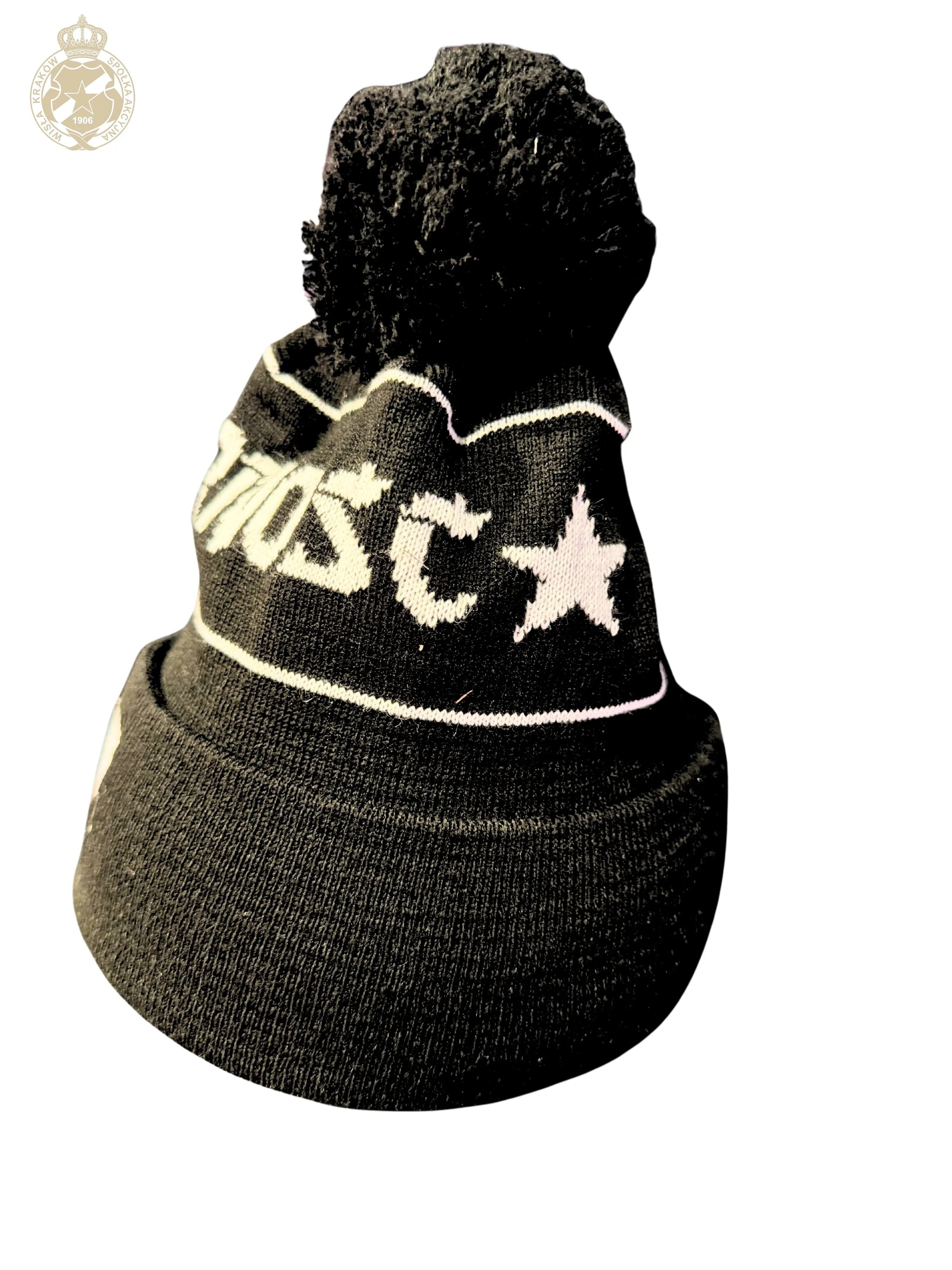 Czapka zimowa Wierność z pomponem Wisła Kraków Offical FanShop