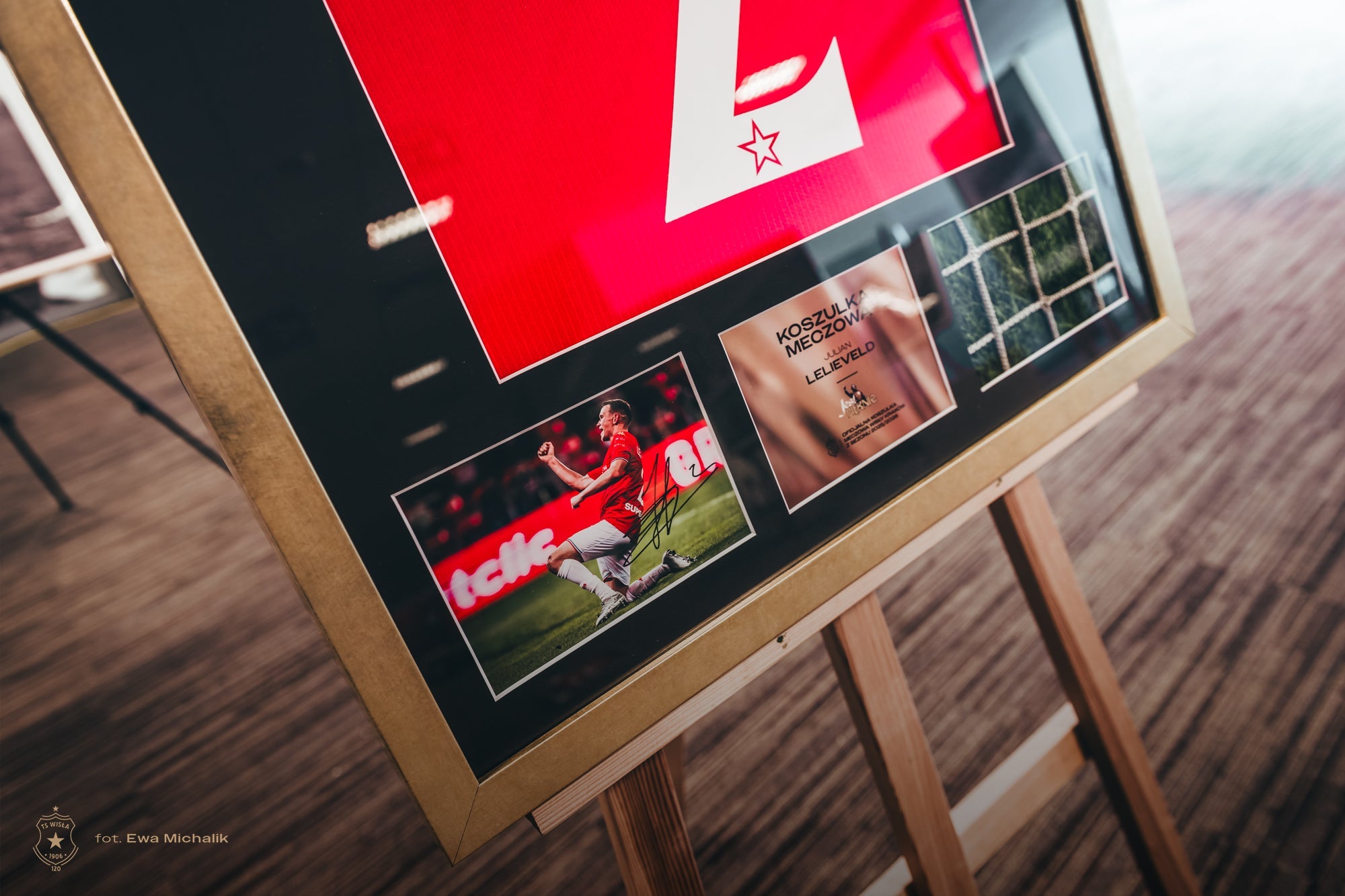 Rama kolekcjonerska – Julian Lelieveld #2 | Wisła Kraków - Official FanShop - TS Wisła Kraków SA