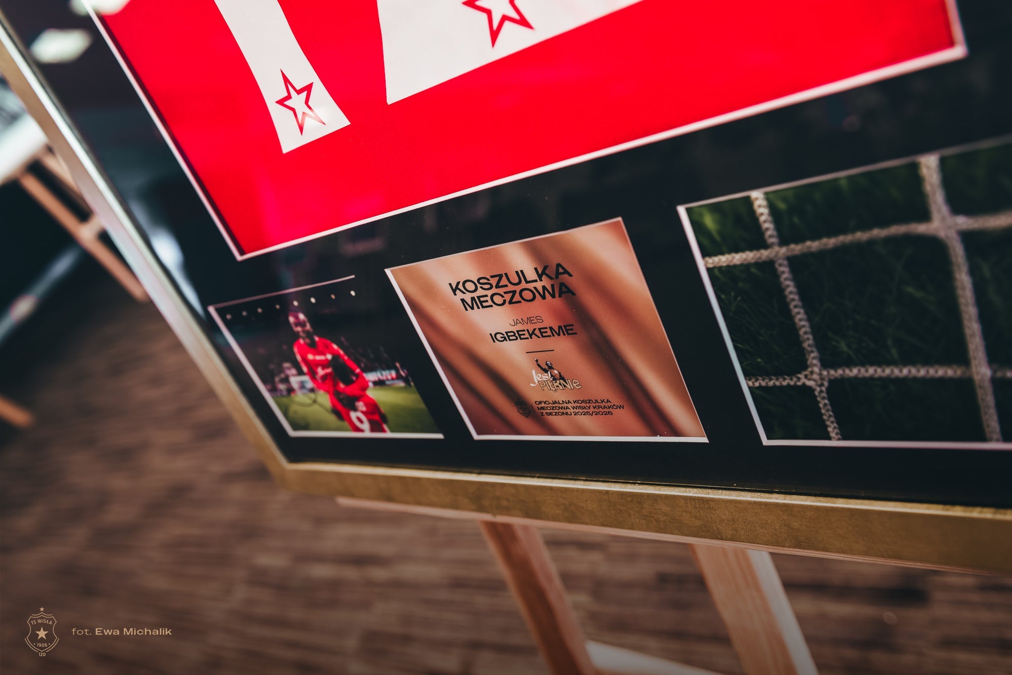 Rama kolekcjonerska – James Igbekeme #12 | Wisła Kraków - Official FanShop - TS Wisła Kraków SA