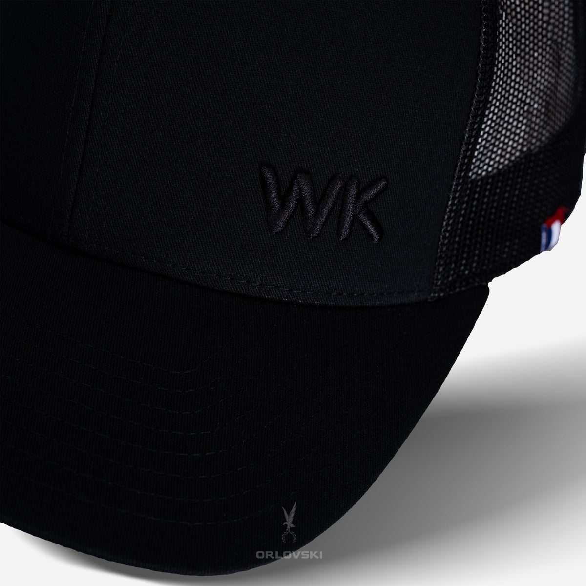 Czapka z daszkiem WK - czarna - TS Wisła Kraków 1906 - Przestrzeń Białej Gwiazdy