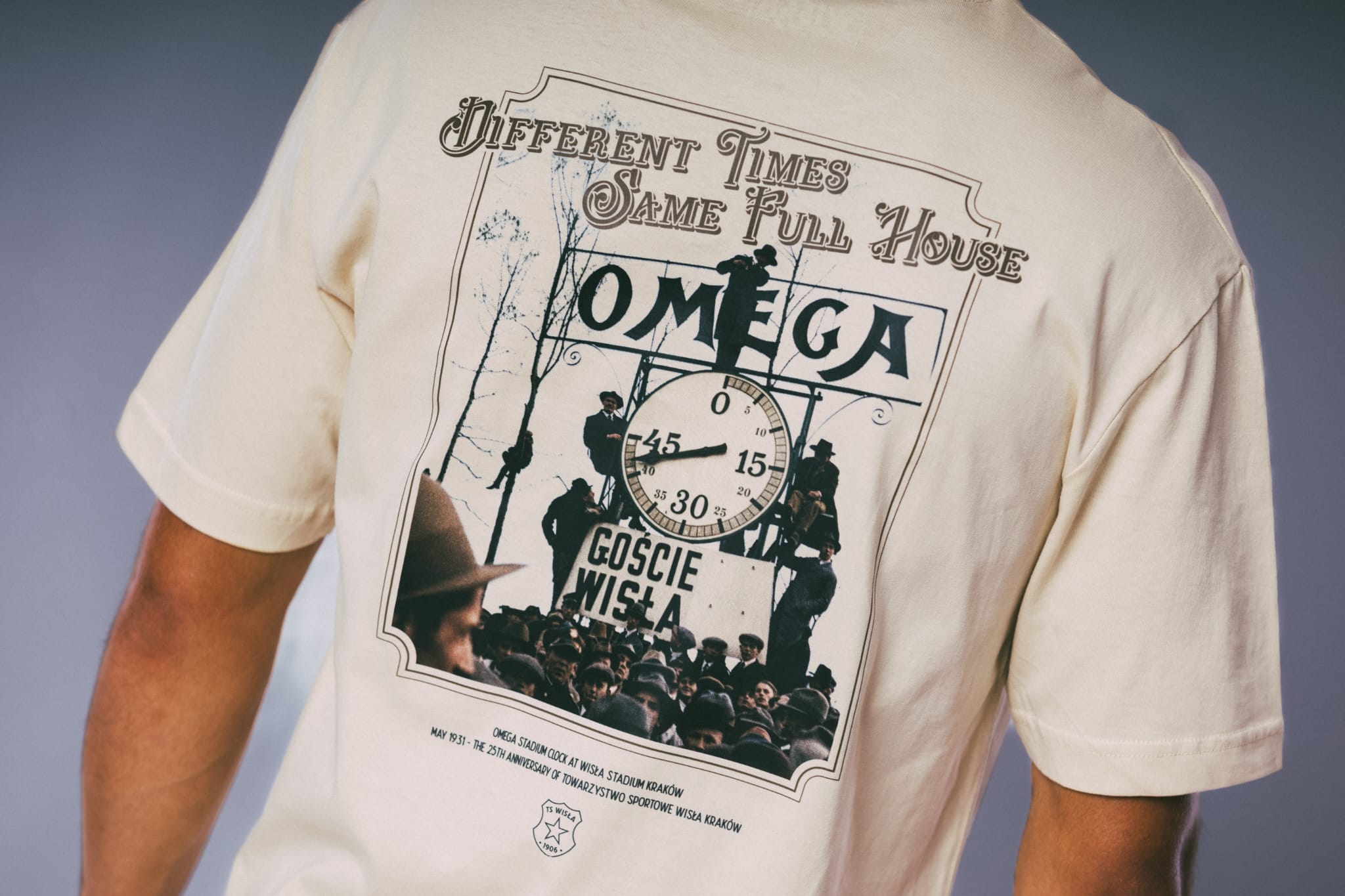 T-shirt Omega - beżowy - TS Wisła Kraków 1906 - Przestrzeń Białej Gwiazdy