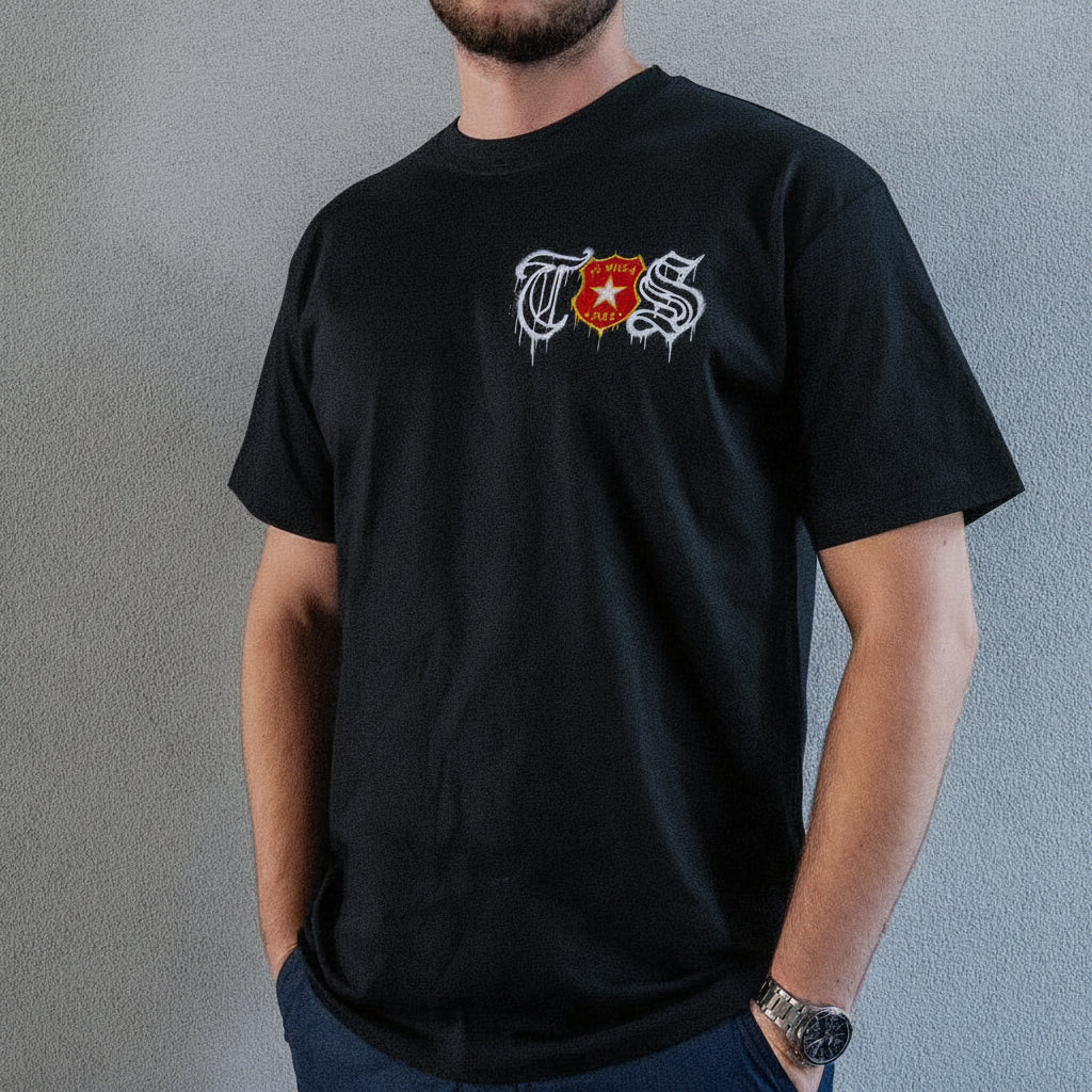 T-shirt graffiti TS - czarny - TS Wisła Kraków 1906 - Przestrzeń Białej Gwiazdy