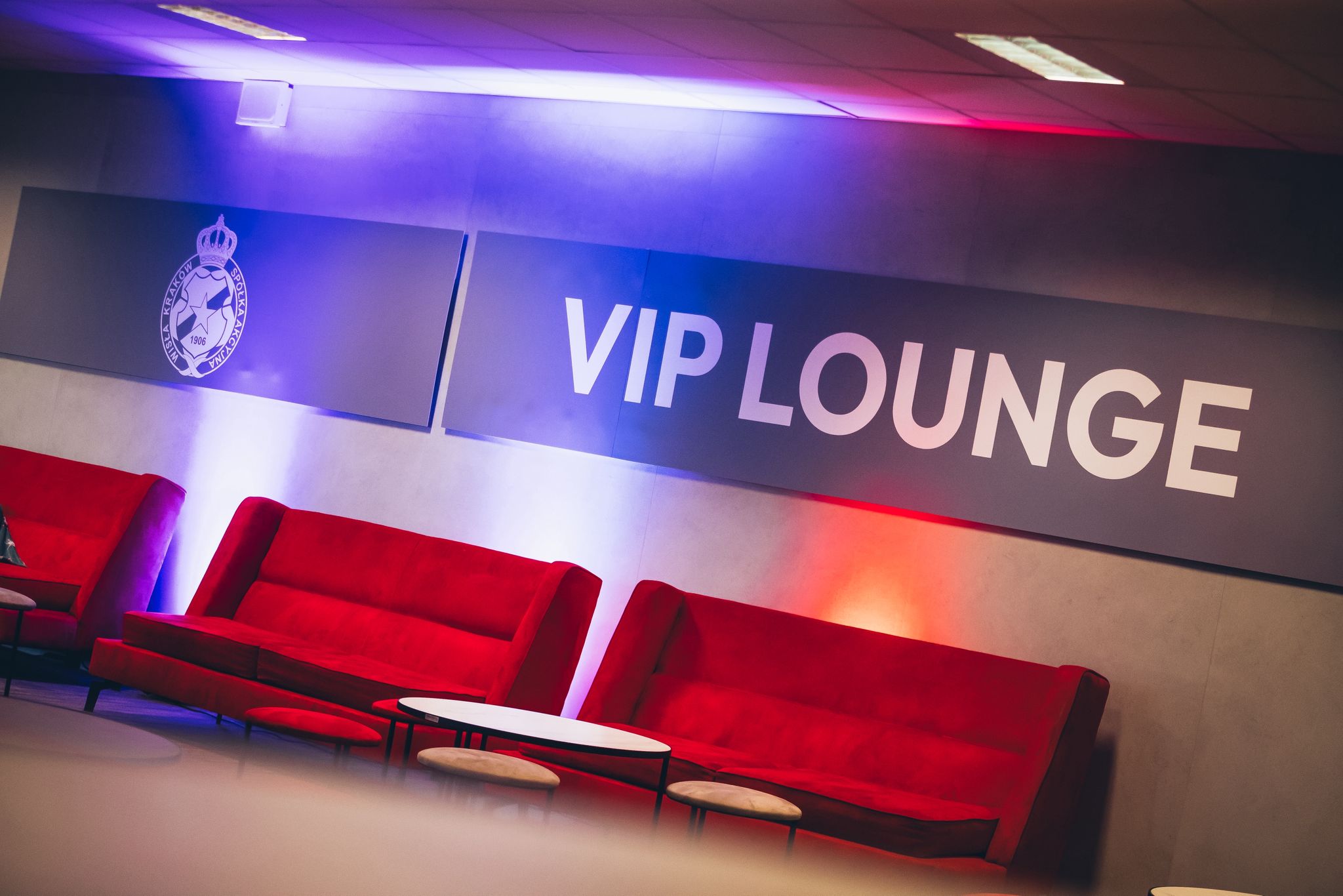 Wisła Biznes + 2 VIP Lounge passes    16,000 PLN net